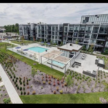 Cozy South View Suite Overlooking The Nature Trail Innisfil Bagian luar foto