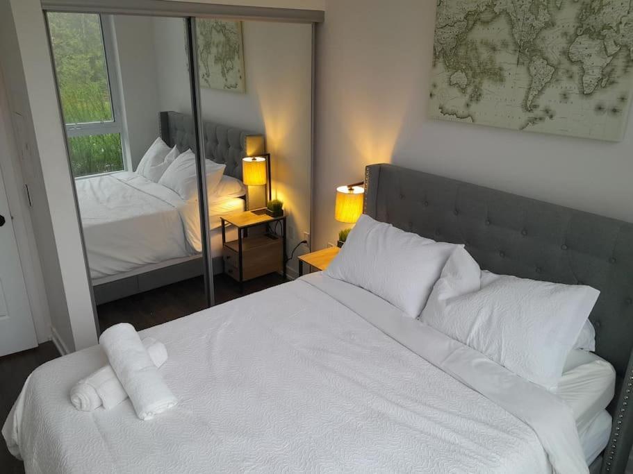 Cozy South View Suite Overlooking The Nature Trail Innisfil Bagian luar foto