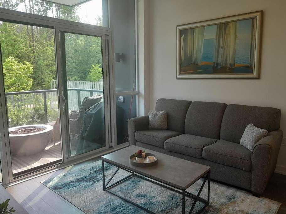 Cozy South View Suite Overlooking The Nature Trail Innisfil Bagian luar foto